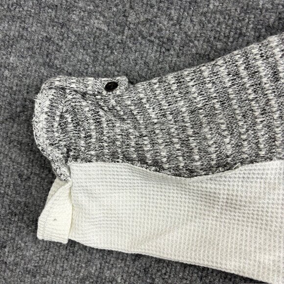 BKE Sweater Women's Large Gray White Stripe Colorblock 3/4 Sleeve Knit Pullover - Picture 6 of 9